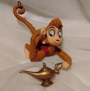 Enesco Disney Aladdin's 'Hanging Out for the Holiday's' Ornament